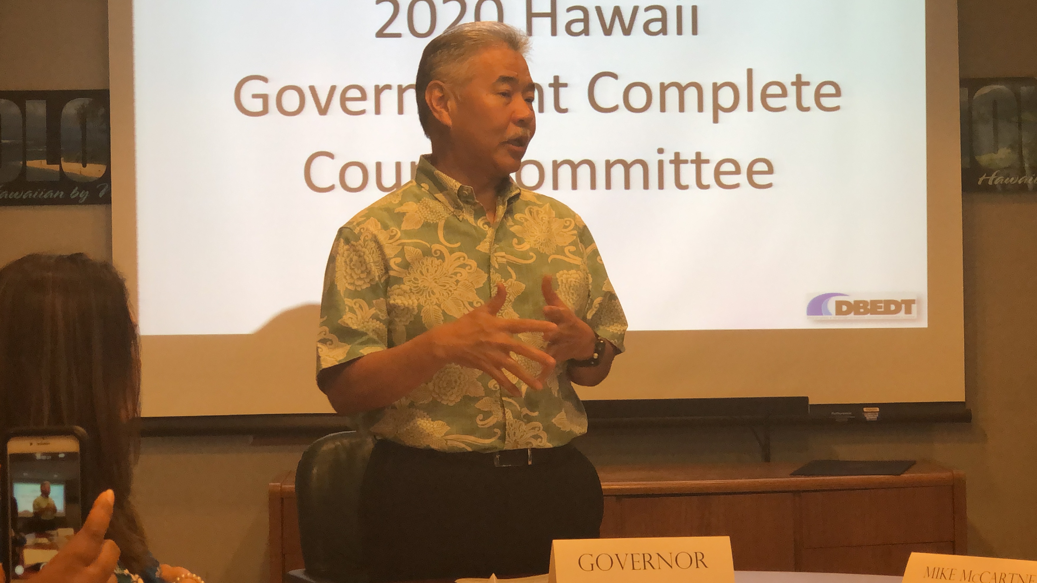 Governor Ige with HGCCC members